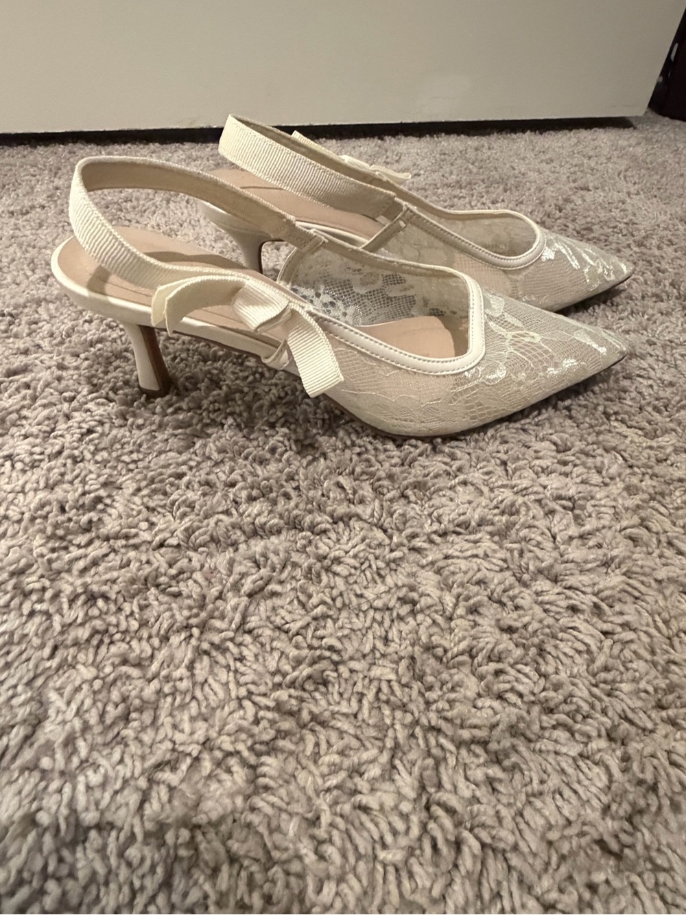 Elegant Ivory Lace Slingback Kitten Heels